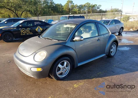 2005 Volkswagen New Beetle Gl from USA, damaged, VIN 3VWBK31C85M405330